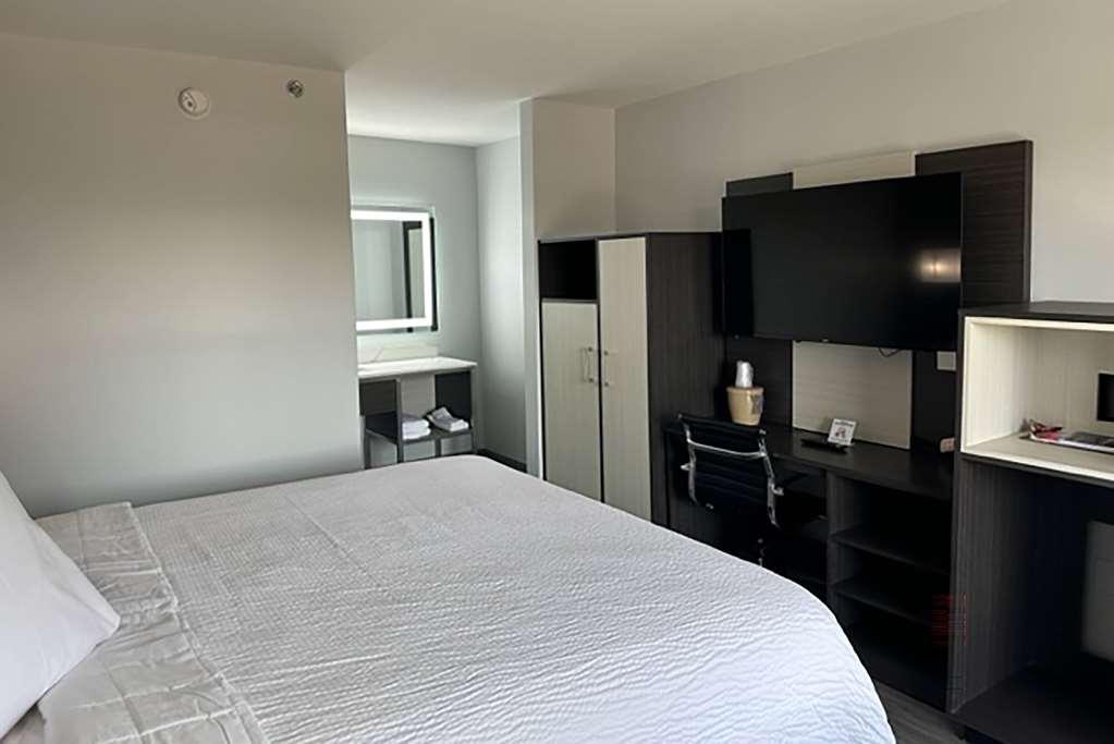 Super 8 By Wyndham Baltimore Northwest Windsor Mill Oda fotoğraf
